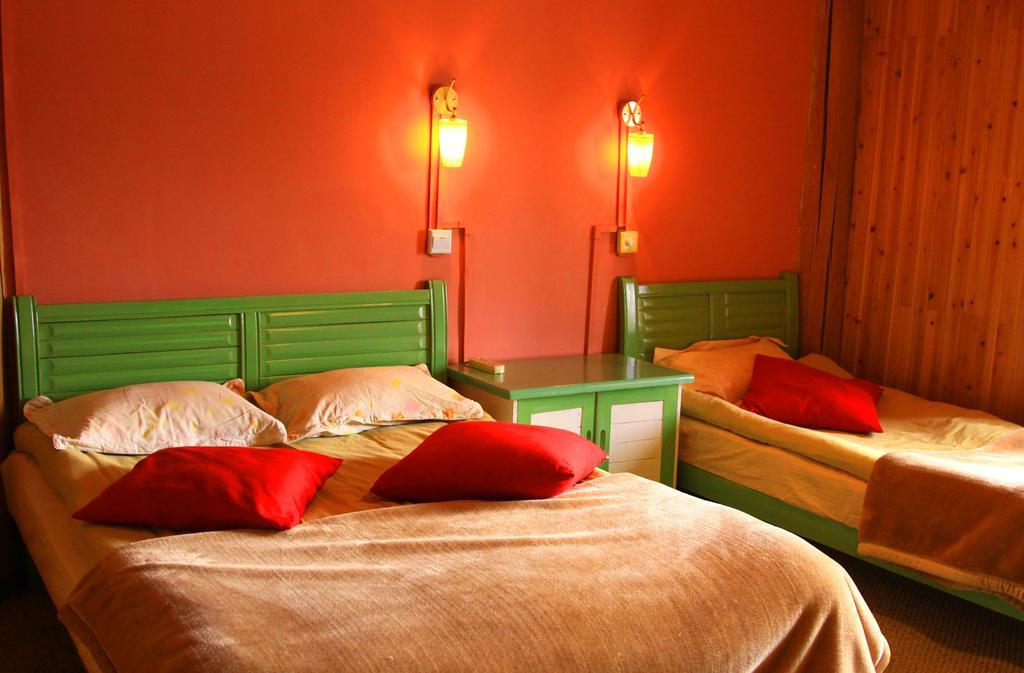 Shangri-La Lao Shay Youth Hostel מראה חיצוני תמונה